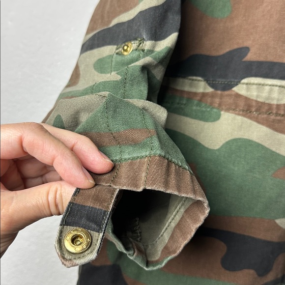 Forever 21 Camo Long Double-Breasted Utility Jacket Size L - Picture 8 of 11